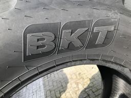 BKT 650/65R38
