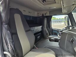 Volvo FM 460 6x2/4 / LIFT - STEER AXLE / DEMO / NEW /...