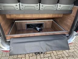 MERCEDES-BENZ Sprinter 519 23+1 Klima Standheizung Ahk El. Tür