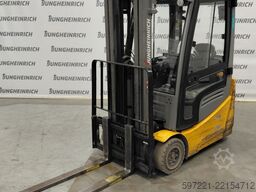 Jungheinrich EFG 215