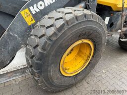 KOMATSU WA 250-6 Radlader 13,9 Ton - 11435 H - 4m³