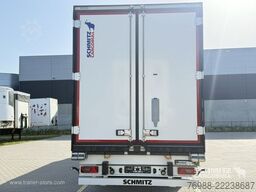 Schmitz Cargobull Tiefkühler Multitemp Trennwand