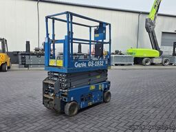 Genie GS1932 Electric, Working Height 7.8 m, 227kg Capac