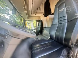 Volvo FM 330 5 Pferde Wohnung Popout