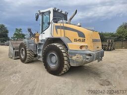 LIEBHERR L 542