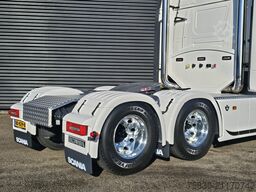 Scania T660 V8 6x4 TORPEDO / HAUBER / SHOW TRUCK