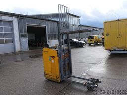 jungheinrich ESD 220 Batterie 39/2021