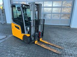 Jungheinrich EFG 215 / Triplex: 4.25m! / SS / nur 995h! Waage