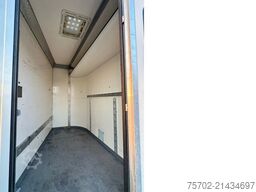  Steinsberger 3-Pferdeanhänger