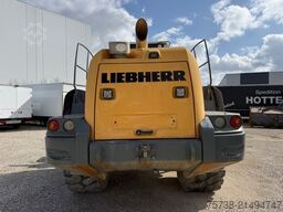 LIEBHERR L580 Radlader