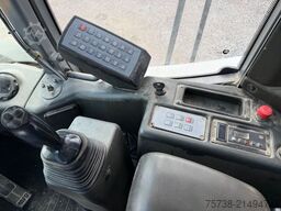 LIEBHERR L580 Radlader