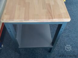 Werkbank / Gesamtbreite: 1400 mm / Gesamttiefe: 600 mm / Gesamthöhe: 900 mm