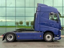 VOLVO FH 460 GLOBETROTTER 2x TANKS 811.000 KM TOP COND