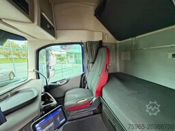 VOLVO FH 460 GLOBETROTTER 2x TANKS 811.000 KM TOP COND