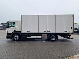 Scania P250 4x2 - Box with sidedoors - Zepro loadlift ...