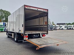 Scania P250 4x2 - Box with sidedoors - Zepro loadlift ...