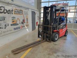 Manitou MI 25 G / Triplex: 4.70m / nur 1.976h! / SS