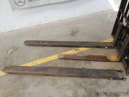 Manitou MI 25 G / Triplex: 4.70m / nur 1.976h! / SS