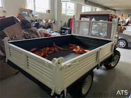 Goldoni Transcar 33RS 4x4 w/ 3 way tipper and Meredith and