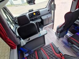 MERCEDES-BENZ 519 und 517 Glasdach XXL  20 Sitze Stock