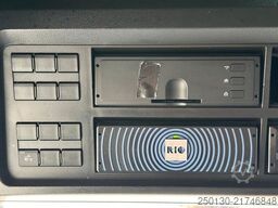 MAN TG3 18.470 4x2 LL Mega Curtainsider Retarder/