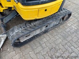 KOMATSU PC26MR-3 / 2020 BJ / 2 x Löffel