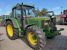 John Deere 6310