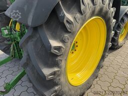 John Deere 6310