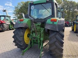 John Deere 6310