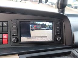 MAN TGL 12.250 Bakwagen + Laadklep DHollandia 2000 kg