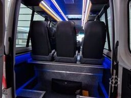 MERCEDES-BENZ 519  Allrad 4 x 4 Vorlauffahrzeug  neue ADA