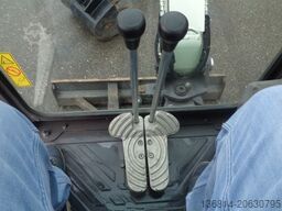 VOLVO ECR25 D Powertilt 3 x Löffel