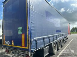 Schmitz Cargobull Curtainsider Mega