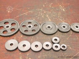 unbekannt 27 bis 120 Zähne