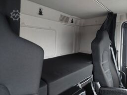 IVECO X-WAY AT280X48Y/PS HR ON+ 6x2 Bordmatik