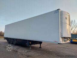 SCHMITZ CARGOBULL SKO24 ThermoKing SLXi 300