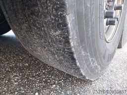 SCHMITZ CARGOBULL SKO24 ThermoKing SLXi 300