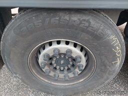 SCHMITZ CARGOBULL SKO24 ThermoKing SLXi 300