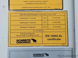 SCHMITZ CARGOBULL SKO 24 Thermo King SLXi 300