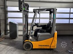 Jungheinrich EFG 215  Triplex