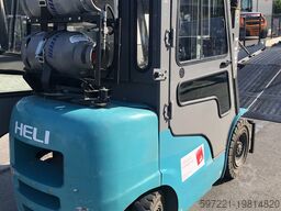 Heli CPYD 25 Triplexmast