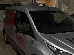 Ford Transit Connect van. Low km condition!