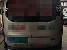 Ford Transit Connect van. Low km condition!
