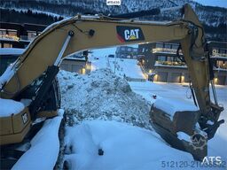 CAT 320