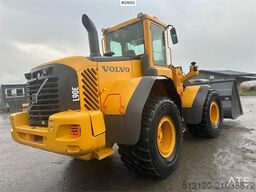 Volvo L90 E wheel loader w/ 3rd and 4th function, bucket