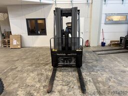 Jungheinrich EFG 425 K / 2375 Std. / ZVG+SS