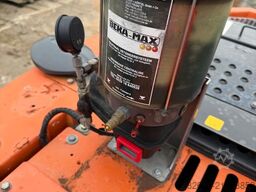 Hitachi ZX 135 US 5-B