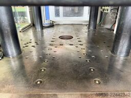 Arburg Arburg 520V 1600-70, 2013
