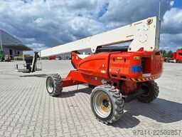 JLG M600JP