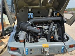 LIEBHERR L504 Compact